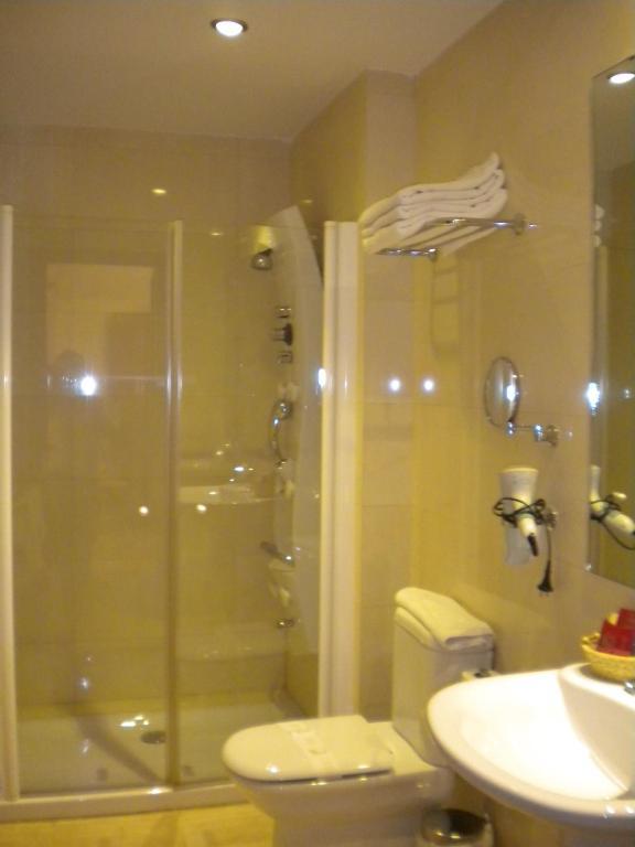 Hostal Al-Andalus Conil De La Frontera Habitación foto